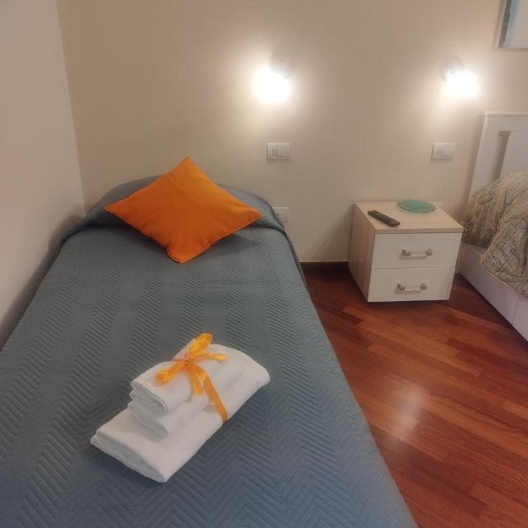 Residenza Piazza Moro - Camera Tripla con Bagno Privato - 13