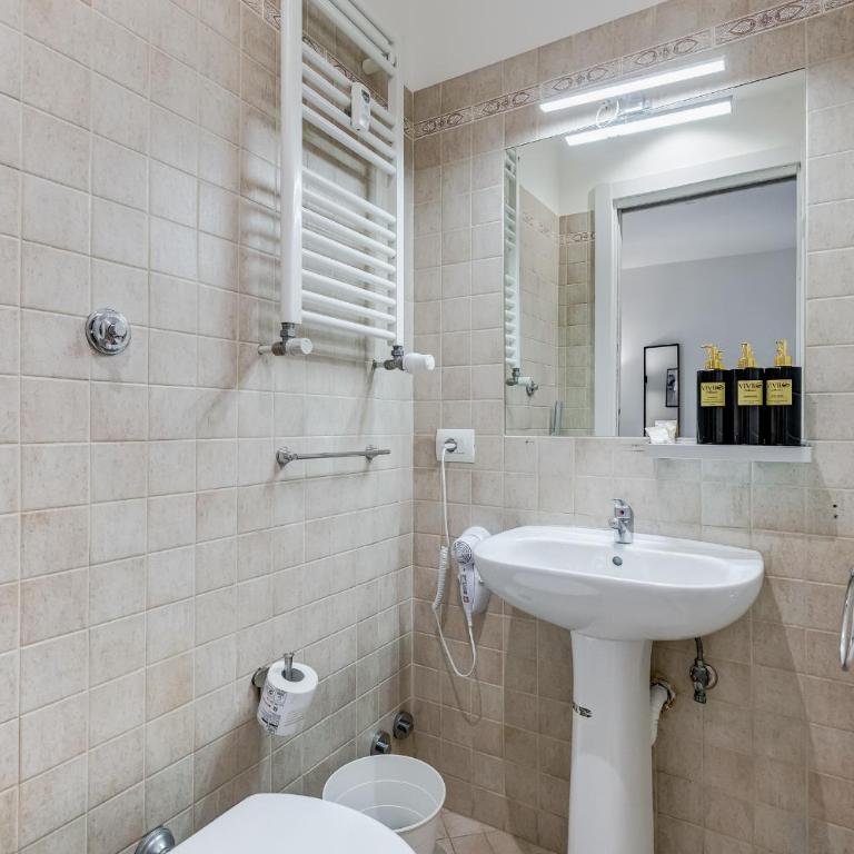 VIVILO COLLECTION - Marche 54 Apart 4bdr - Close to Via Veneto - Appartamento Deluxe con 4 Camere da Letto - 11