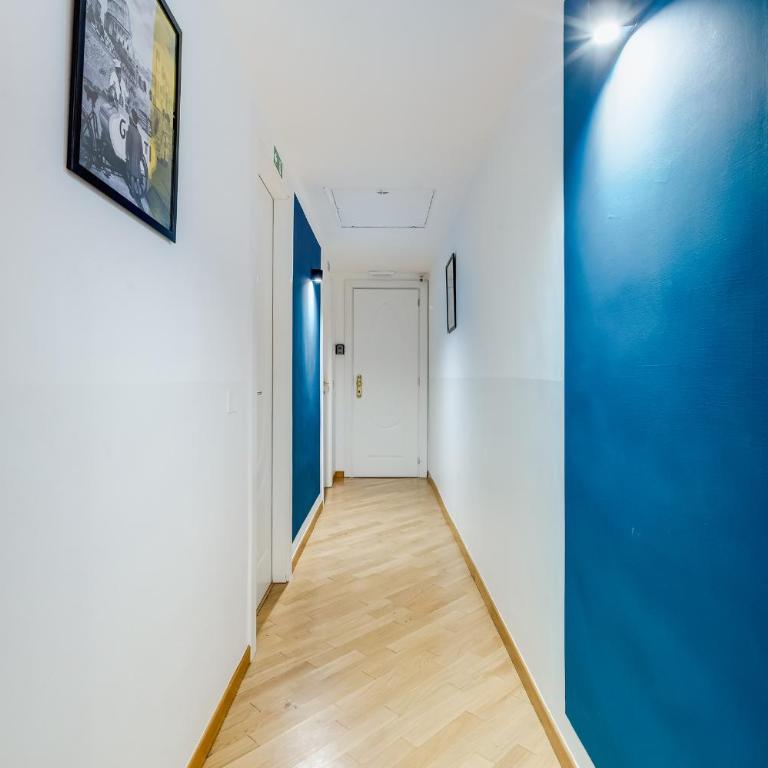 VIVILO COLLECTION - Marche 54 Apart 4bdr - Close to Via Veneto - Appartamento Deluxe con 4 Camere da Letto - 73