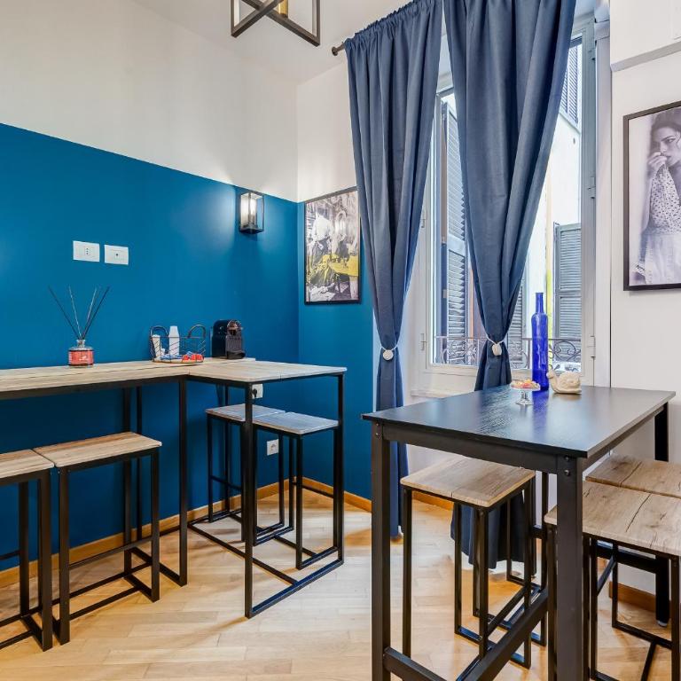VIVILO COLLECTION - Marche 54 Apart 4bdr - Close to Via Veneto - Appartamento Deluxe con 4 Camere da Letto - 94