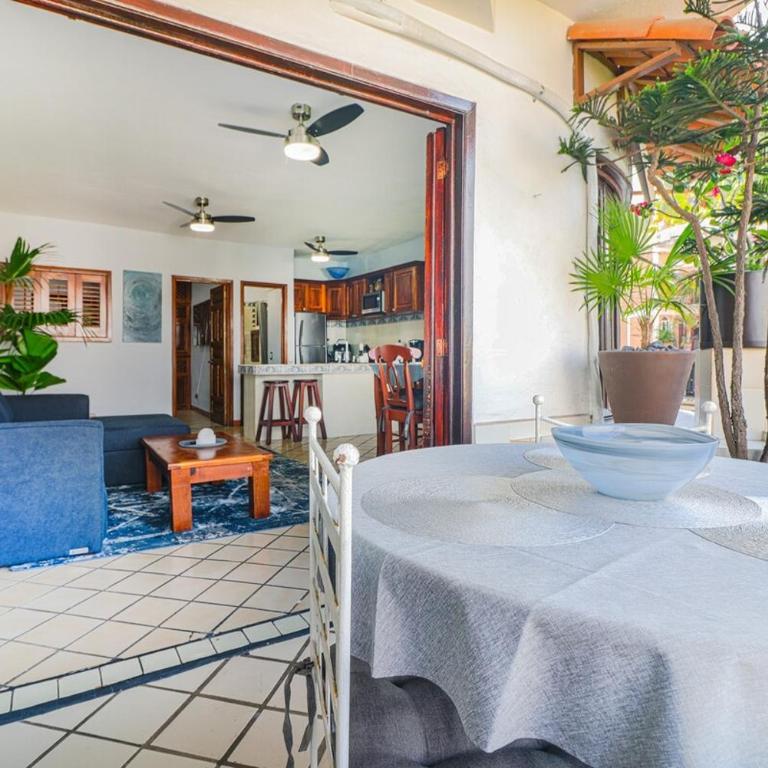 Condo Best of Life - One Bedroom Ocean Views - One-Bedroom Apartment - 16