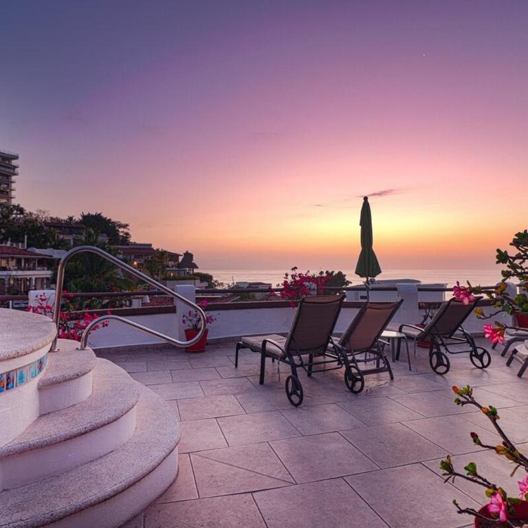 Condo Best of Life - One Bedroom Ocean Views - One-Bedroom Apartment - 31