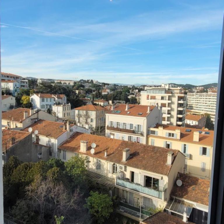 Studio cosy, 8 min à pied du Palais et de la Plage - Appartement 2 Chambres - 4