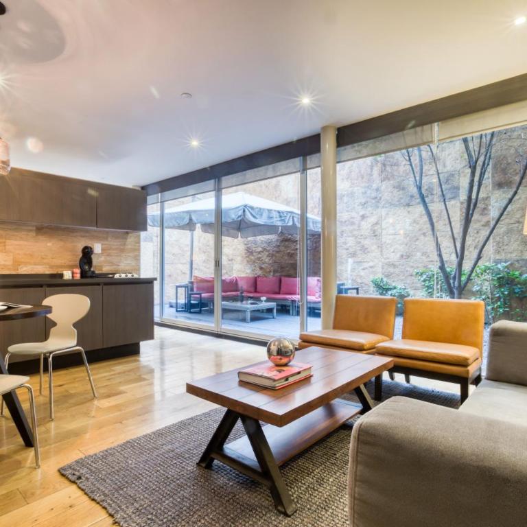 AR 218 Hotel by ULIV - Suite Master con terraza privada - 1