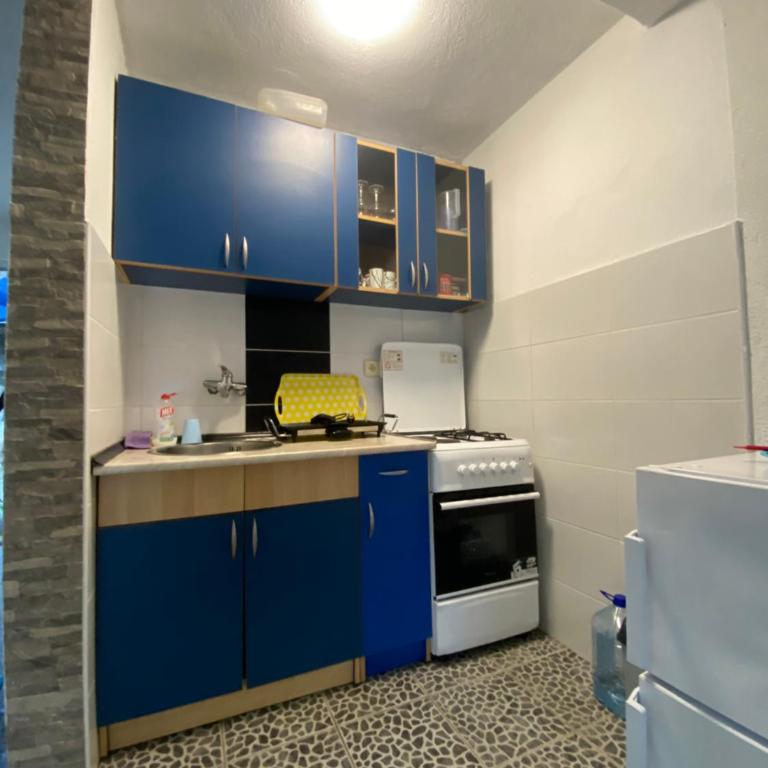 Apartmani Andjela - Apartment - Ground Floor - 12