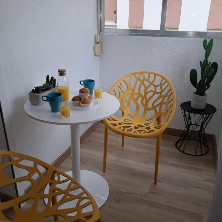 TrendyHomes El Puerto de Almería, próximo Playa y Centro,3 HAB, Espacioso, Familias, Wifi - Apartamento de 3 dormitorios - 2