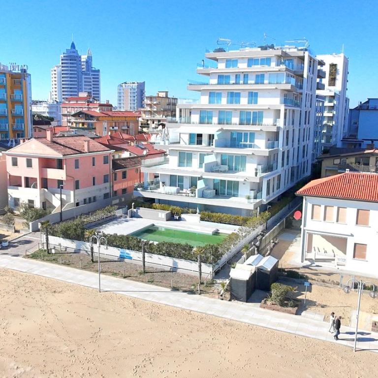 Tahiti Suite Frontemare - Jesolo - FAMILY APARTMENT - Appartamento con 2 Camere da Letto - 60