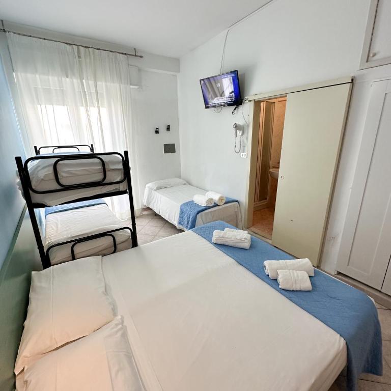 Hotel Sant'Angelo - Camera Familiare Standard - 3