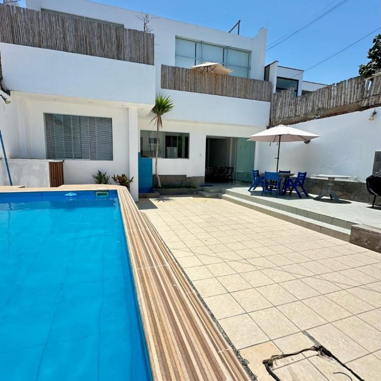 Casa de playa en Punta Hermosa - Casa de 3 dormitorios - 2