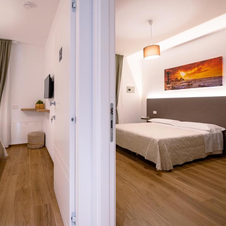 Terminal Sud - Family Room with Private Bathroom - 9