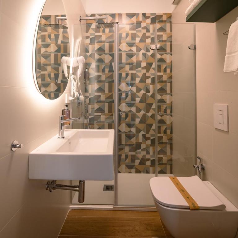 Terminal Sud - Double Room with Private Bathroom - 21