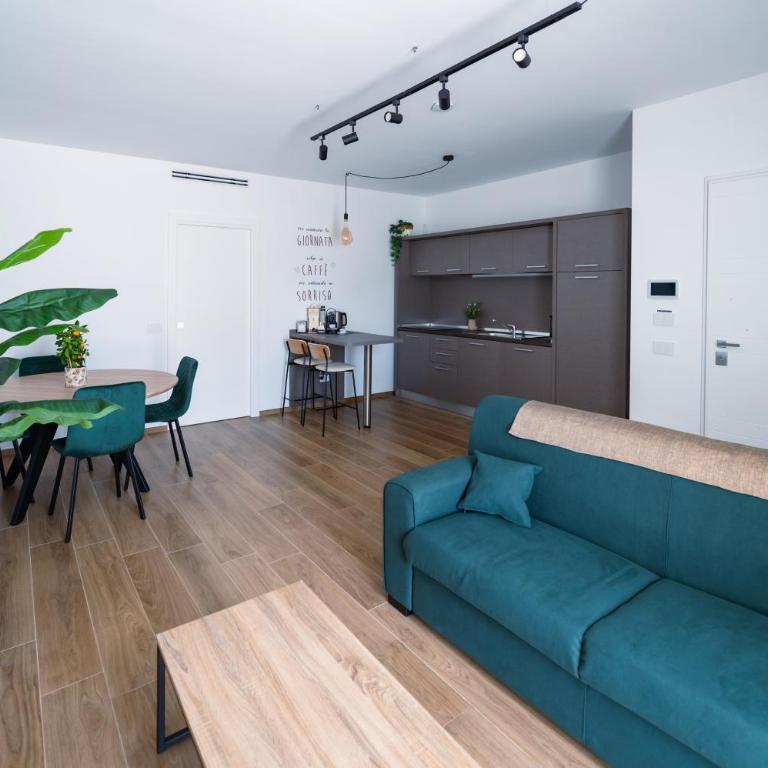 Terminal Sud - Family Room with Private Bathroom - 21