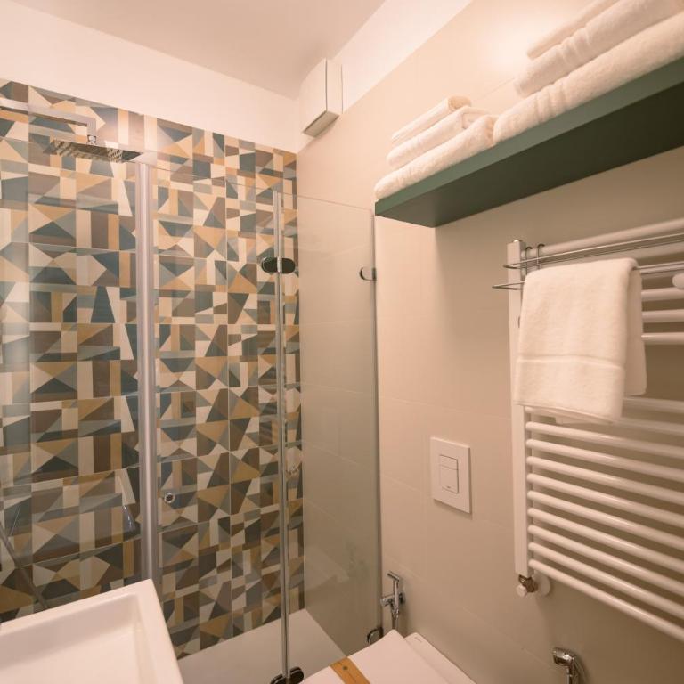 Terminal Sud - Double Room with Private Bathroom - 40