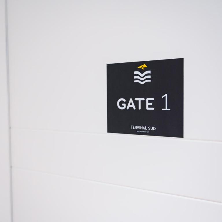 Terminal Sud - Family Room with Private Bathroom - 45