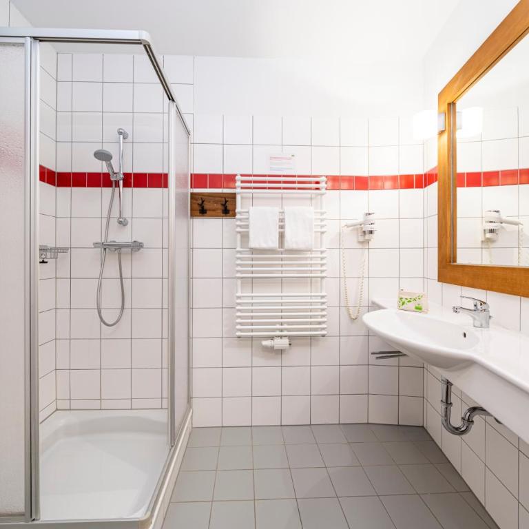 Landal Katschberg - Apartment mit 2 Schlafzimmern (4 Erwachsene + 2 Kinder) - 3