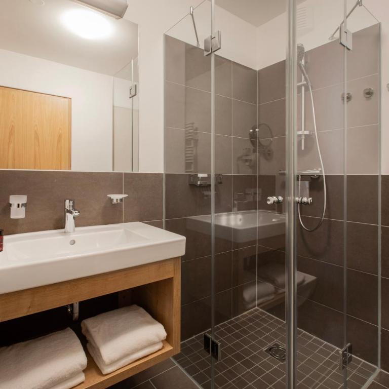 Landal Resort Maria Alm - Apartment mit 5 Schlafzimmern - 1