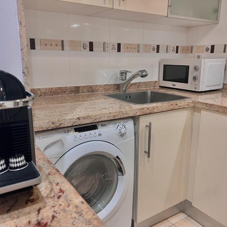 Apartamento Mare Nostrum - One-Bedroom Apartment - 11