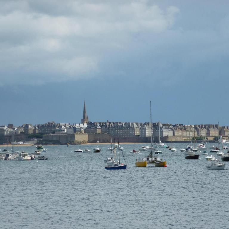 Holiday Home in Paramé near Saint-Malo Beaches - Apartment mit 2 Schlafzimmern - 19