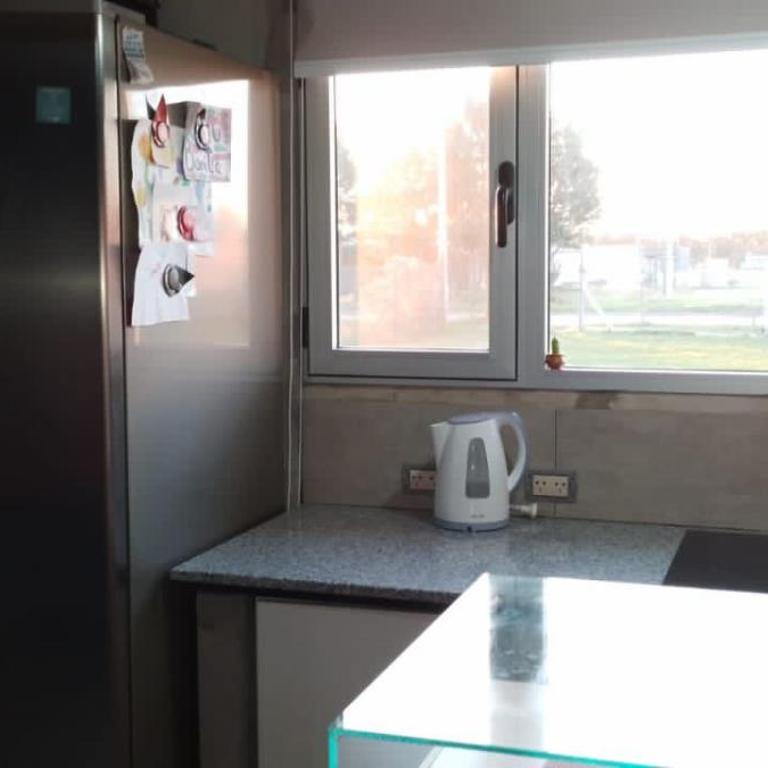 monoambiente grande, pileta arroyo seco - Casa con 1 dormitorio - 5