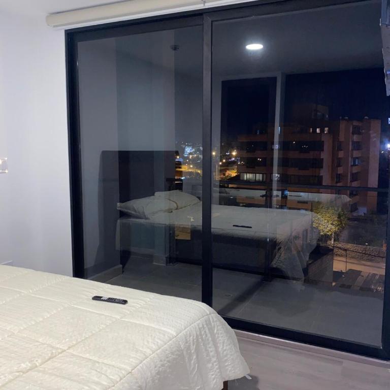 Modern apartment in Cuenca - Two-Bedroom Apartment with City View - 16