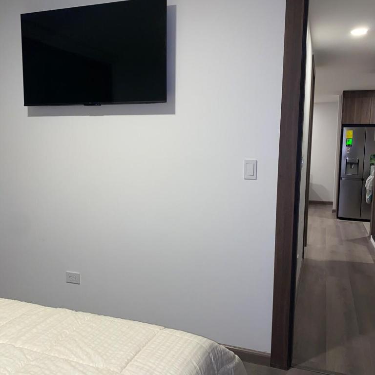 Modern apartment in Cuenca - Two-Bedroom Apartment with City View - 18
