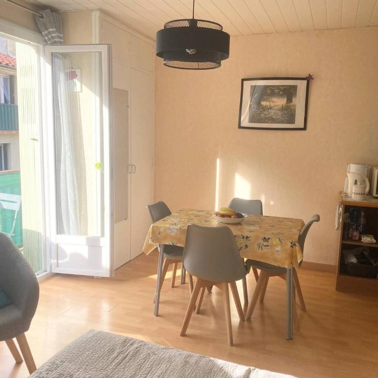 Studio avec balcon et parking à Amélie-les-Bains - Studio - 7