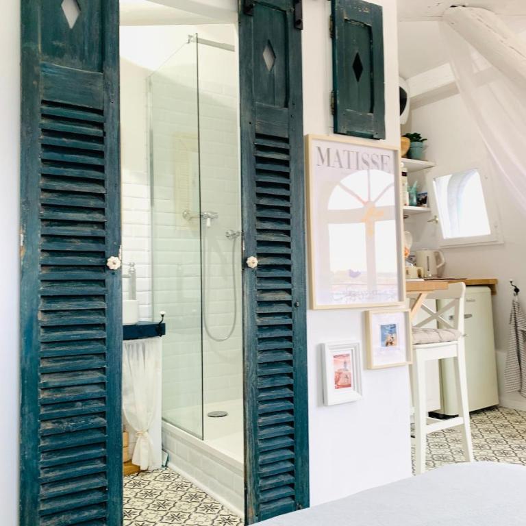 Studio dans le centre historique avec WIFI et TV - One-Bedroom Apartment - 10