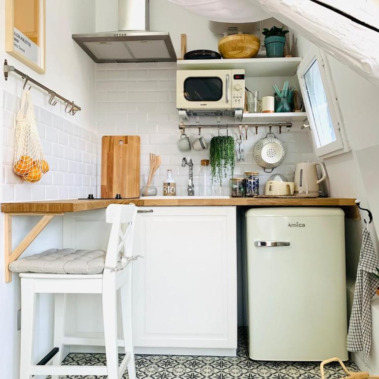 Studio dans le centre historique avec WIFI et TV - One-Bedroom Apartment - 2