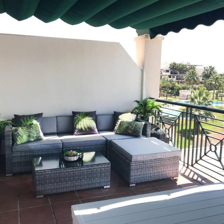 Precioso Ático en Lorcrimar V Marbella, Nueva Andalucía cerca Puerto Banús - Two-Bedroom Deluxe Apartment - 4