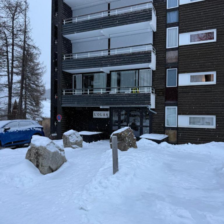 Apt Ideal Famille Pied des pistes - 46m2 - 6 pers - Three-Bedroom Apartment with Mountain View - 11