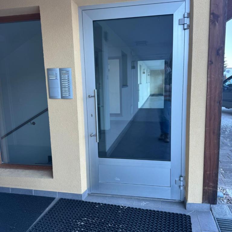 Mountain Flat Luna -Next train station Dobbiaco- - Appartamento Superior con 2 Camere da Letto e Balcone - 45