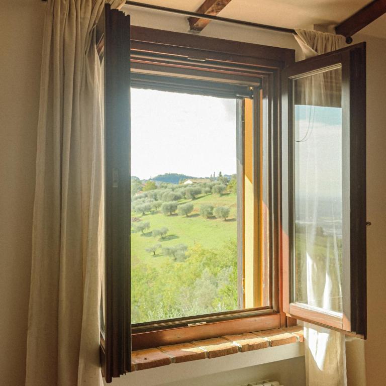 Agriturismo San Felicissimo - Camera Matrimoniale/Doppia con Letti Singoli con Vista Montagna - 1