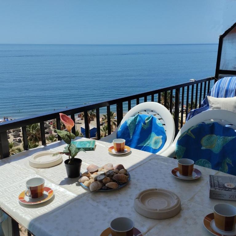 Fuengirola playa carina - Apartamento de 3 dormitorios - 8