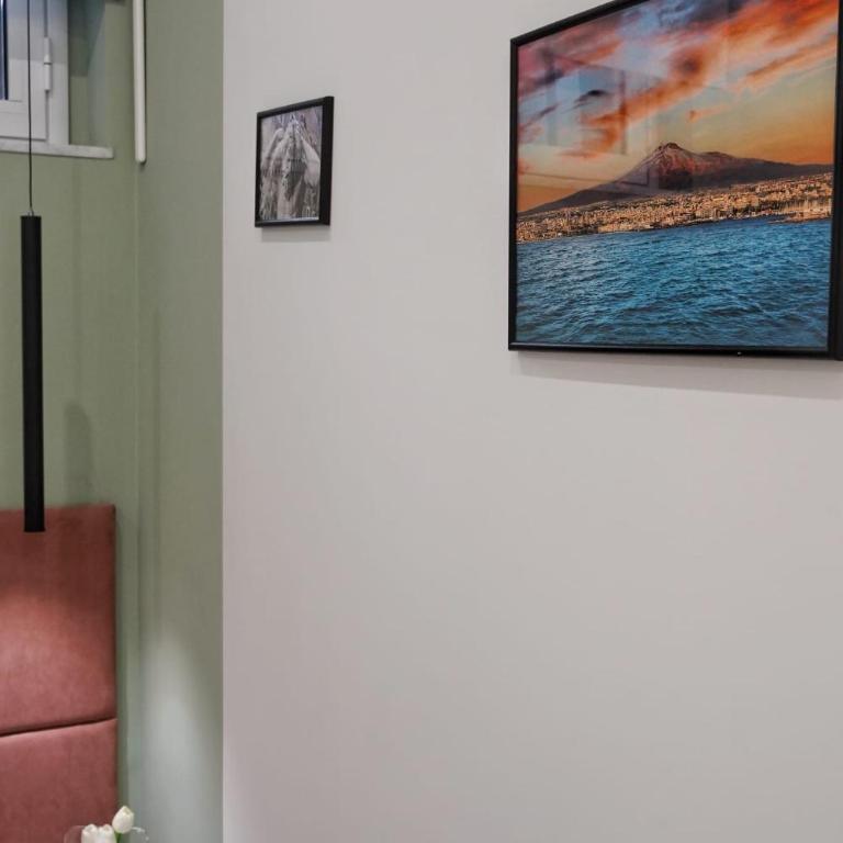 FicuriniasHouse-Cozy Central Flat with Parking - Two-Bedroom House - 45