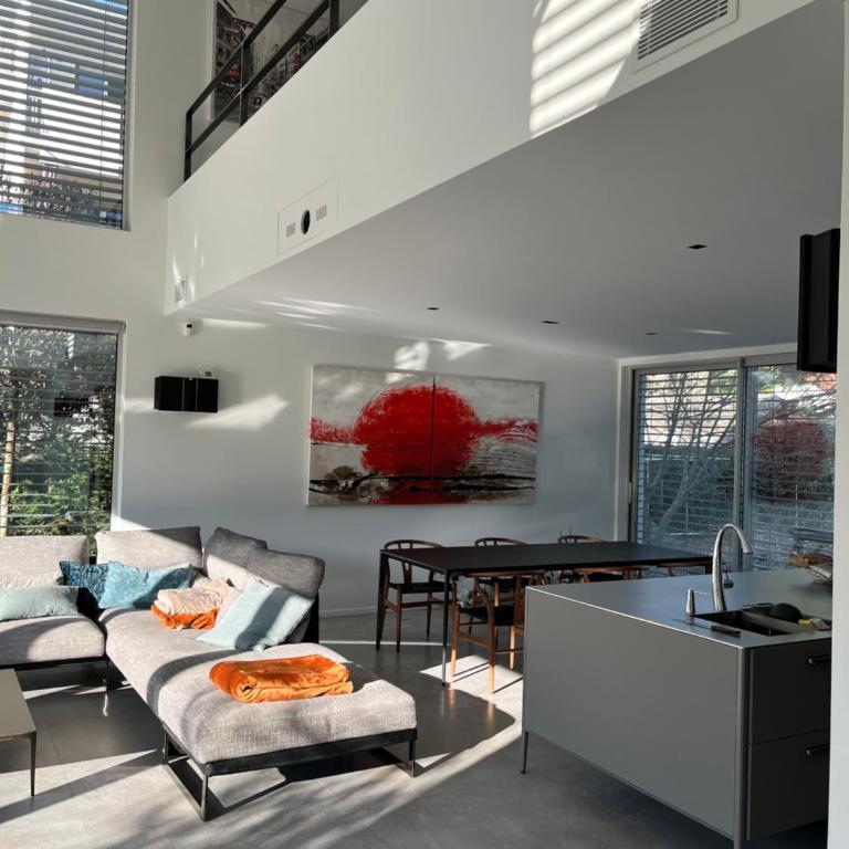 LA VILLA KORLEA AVEC PISCINE AIX LES BAINS - Maison 3 Chambres - 22