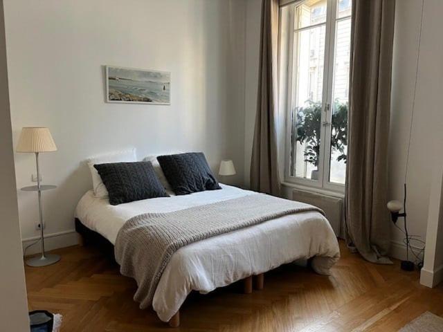 GuestReady - Luxurious Charm near Arc de Triomphe - Maison 2 Chambres - 5