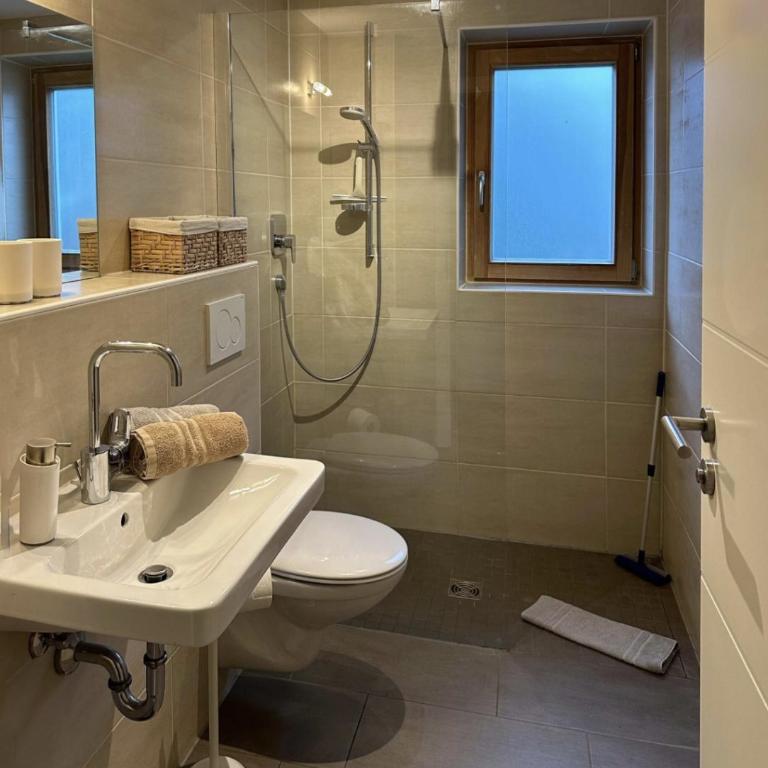 Landhaus Ela - Apartment mit 2 Schlafzimmern und Terrasse - 3