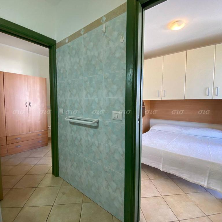 Seafront flat - Two-Bedroom House - 13