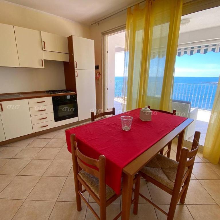 Seafront flat - Two-Bedroom House - 5