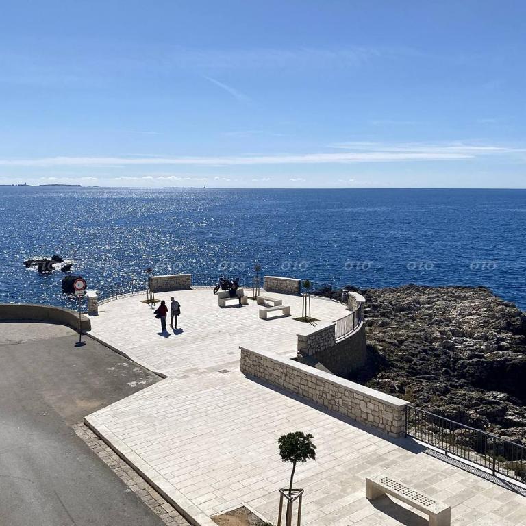 Seafront flat - Two-Bedroom House - 19