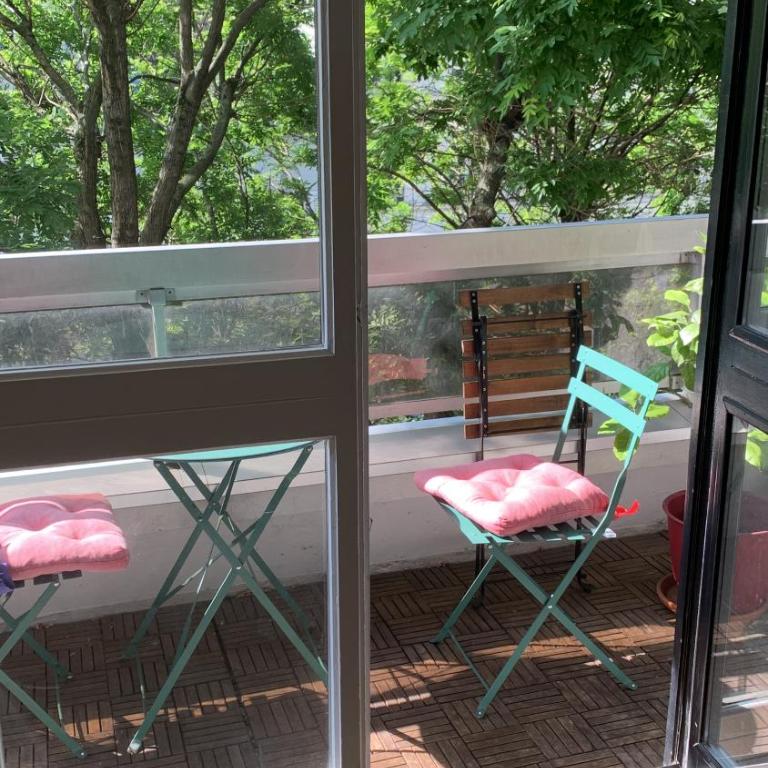 Sunny escape in Belleville - Appartement 1 Chambre avec Balcon et Vue sur la Ville - 6