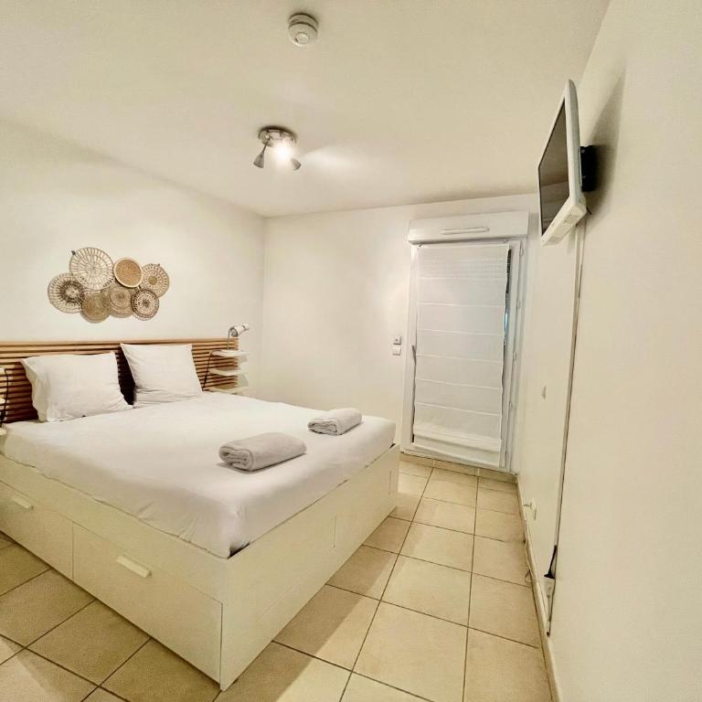 PGH N6 - 100m de la Plage, Terrasse, Parking - Appartement 2 Chambres - 14