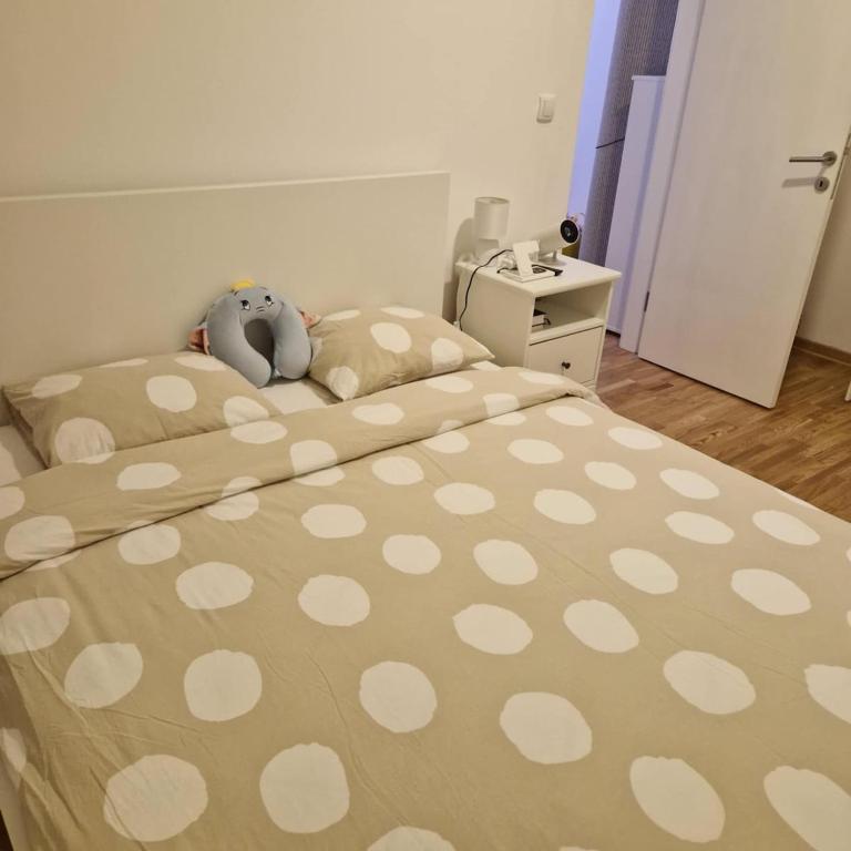 Stylish and cozy stay - One-Bedroom Apartment - 9