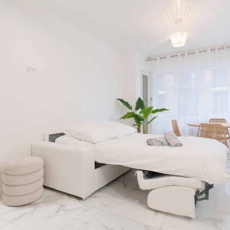 Le Maubourg - Hypercentre - 150m Croisette - AC - Apartamento de 1 dormitorio - 77