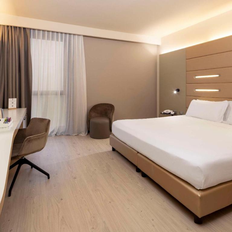 Best Western Plus Tower Hotel Bologna - Standard King Room - 2
