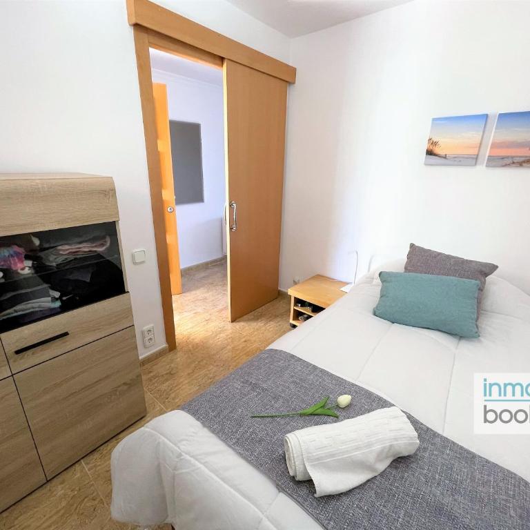 Paradis Sant Sebastian , climatizado y con piscina - Three-Bedroom Apartment - 45