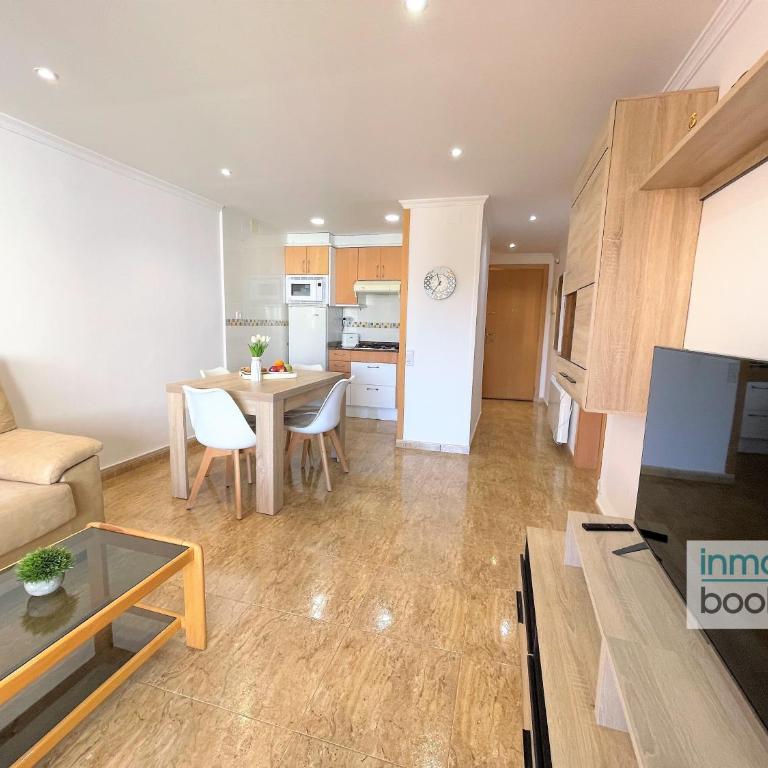 Paradis Sant Sebastian , climatizado y con piscina - Three-Bedroom Apartment - 22