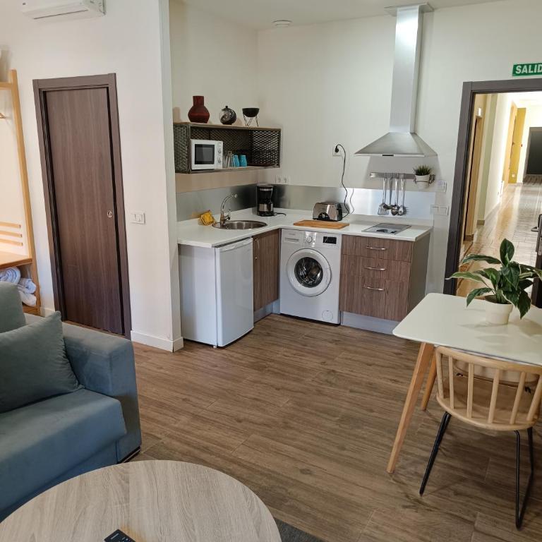 Apartamentos AL-QAZERES LUXURY La Concepción - Apartment mit Balkon - 5