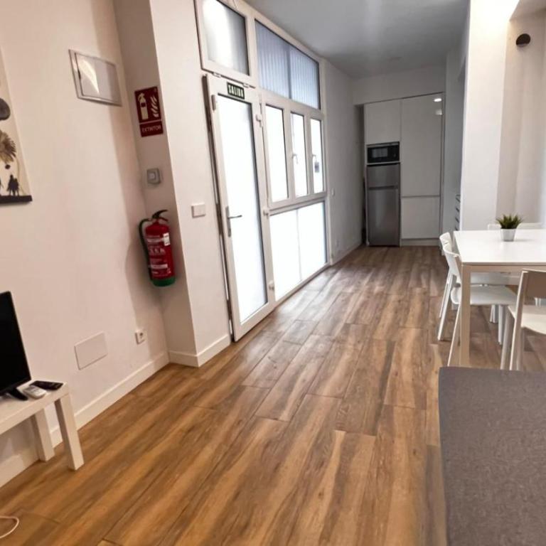 Apartamentos corazón de Chamberí - One-Bedroom Apartment - 3
