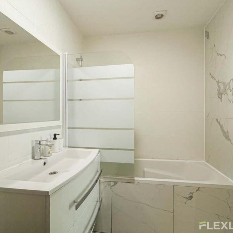 Flexliving - whole flat - Banquier - Appartement - 12